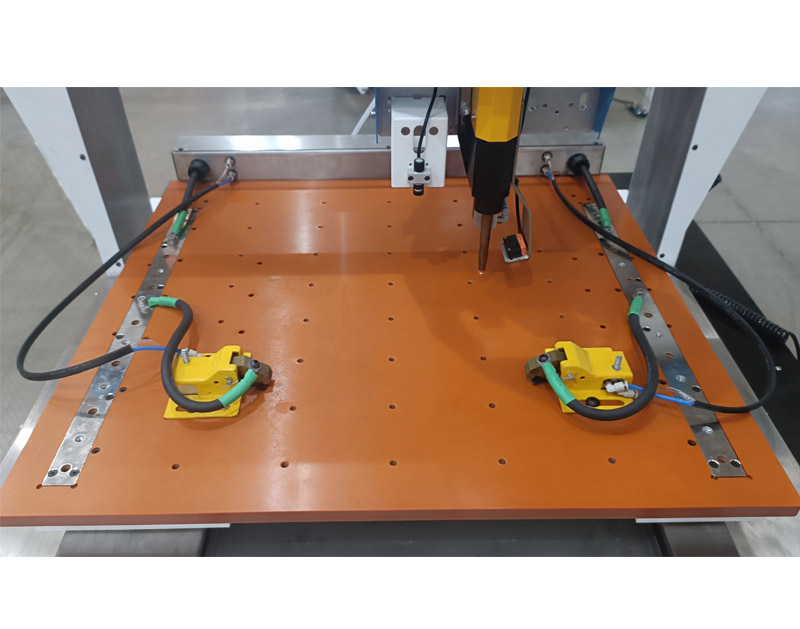 0505桌面式栽釘機(jī)